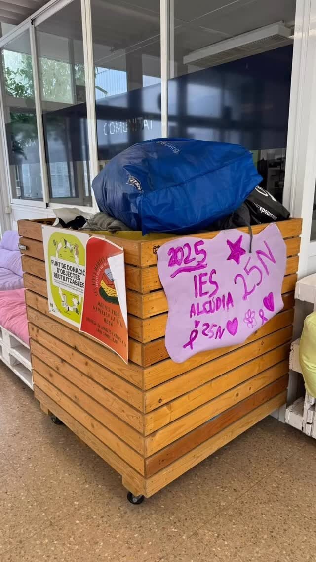 Instagram post from papanoelentuhogar. This post is in position 4.